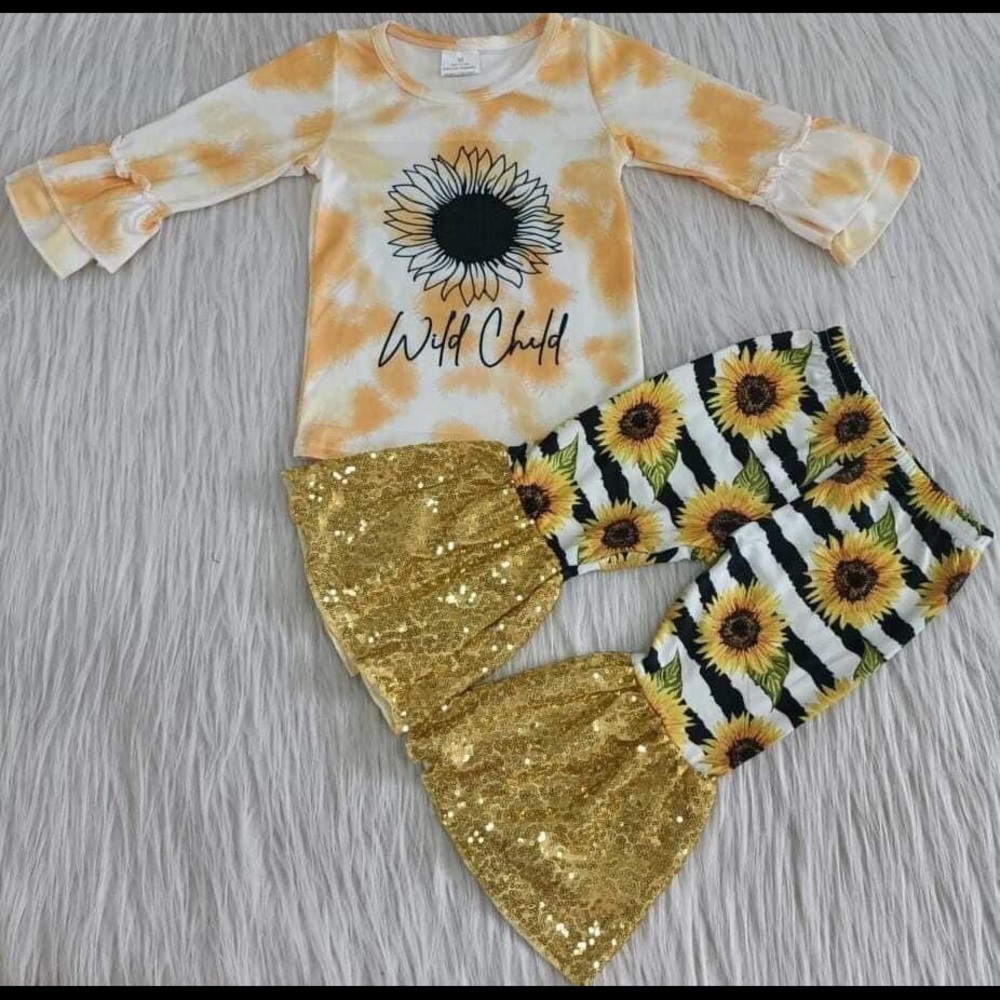 Sunflower outfit